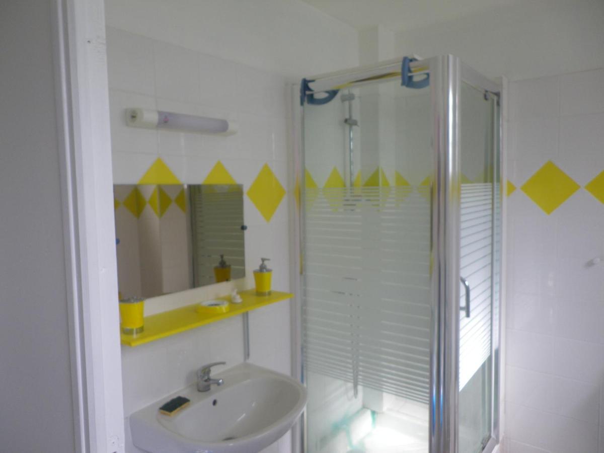 Immeuble Nebot Apartment Grand-Bourg  Luaran gambar