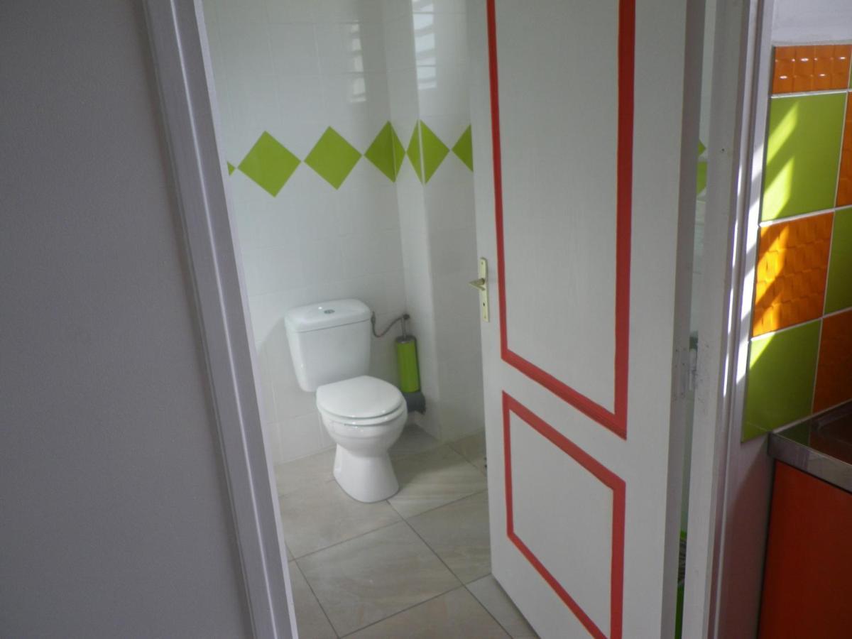 Immeuble Nebot Apartment Grand-Bourg  Luaran gambar